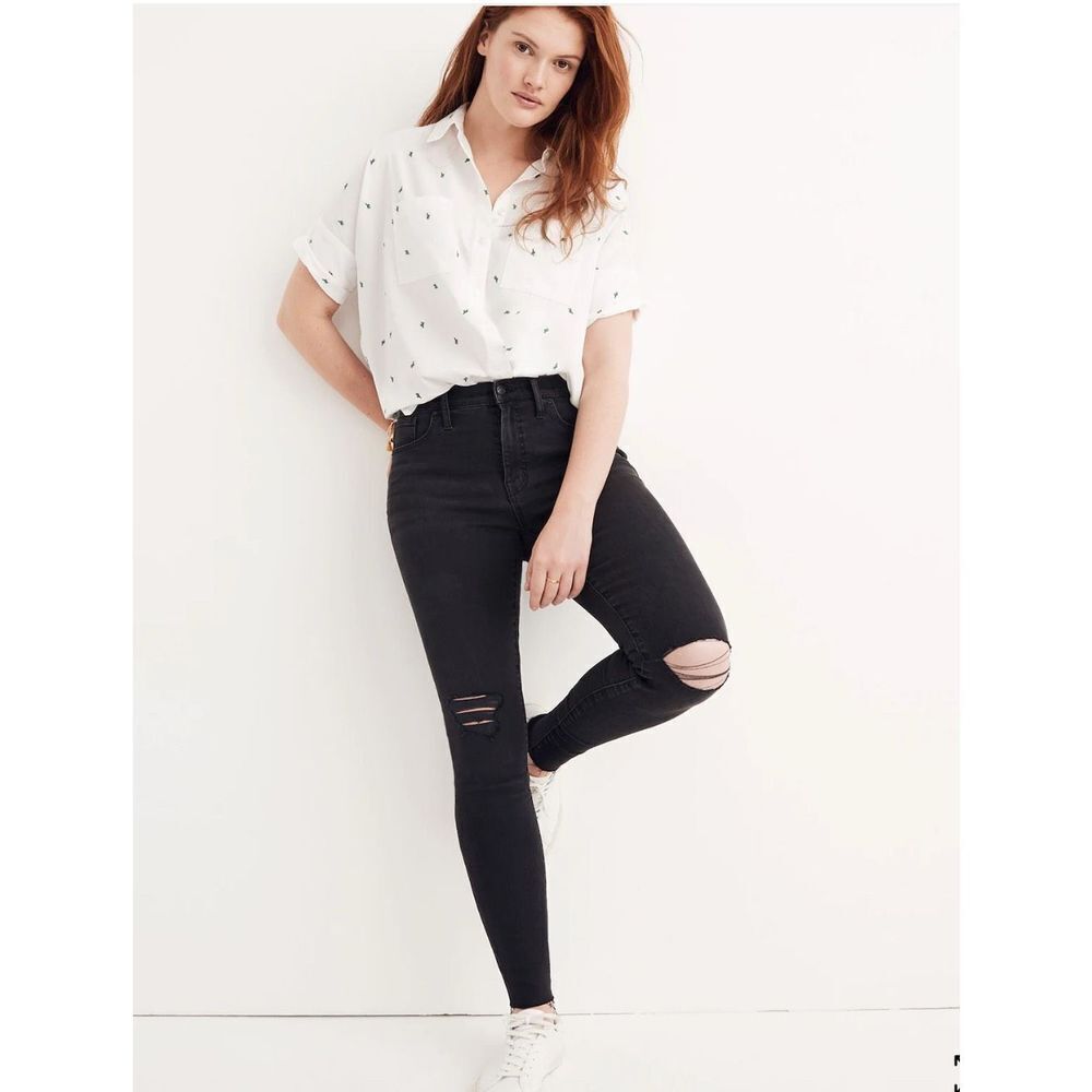Madewell‎ NWT distress black jeans 9" high rise skinny jeans size 34TL